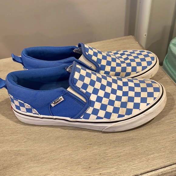 Vans - Picture 1 of 3